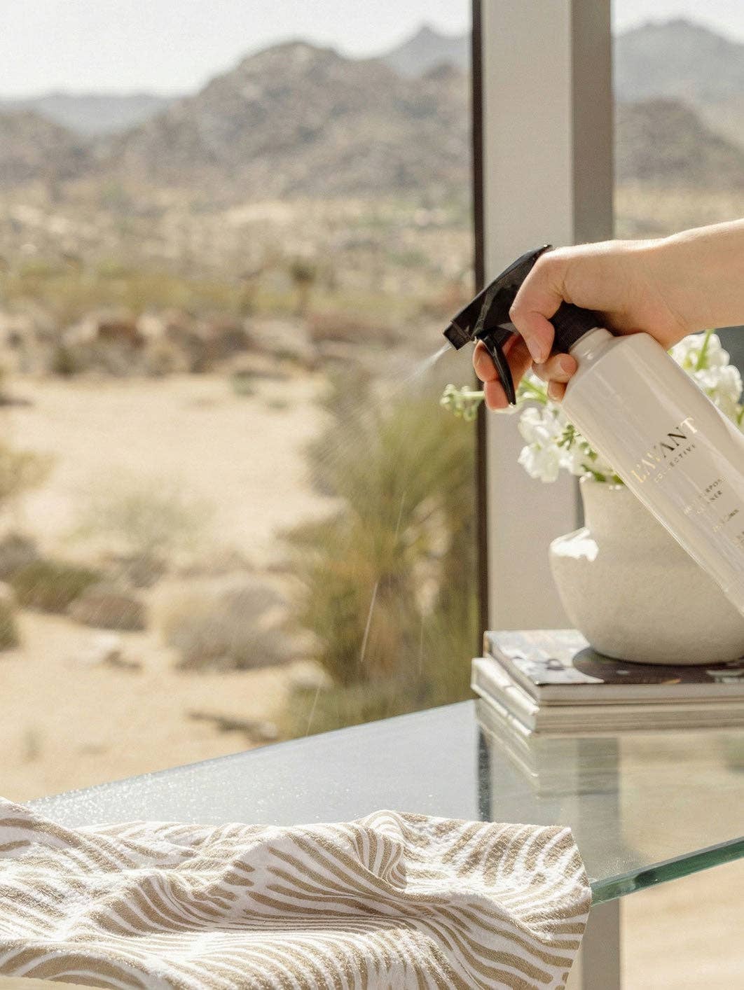 L'AVANT x Geometry Cleaning Kit - Ambre Santal