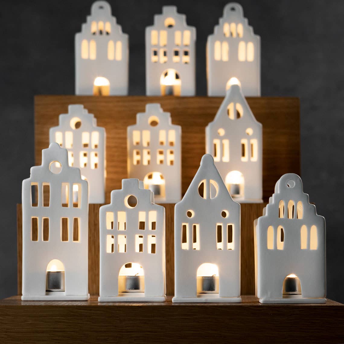 Village House - Small Stepped Gable Roof - 4.1"