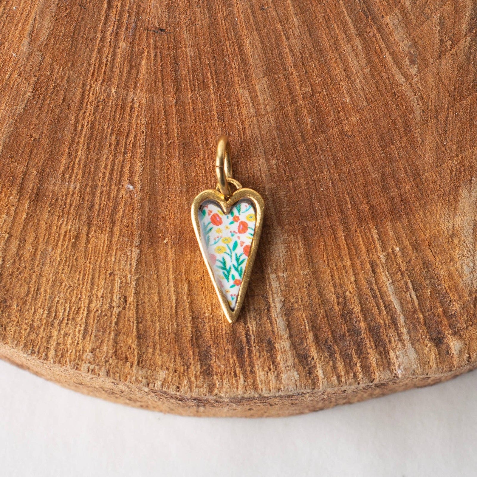 Heartbloom Pendant Charm: Antique Gold