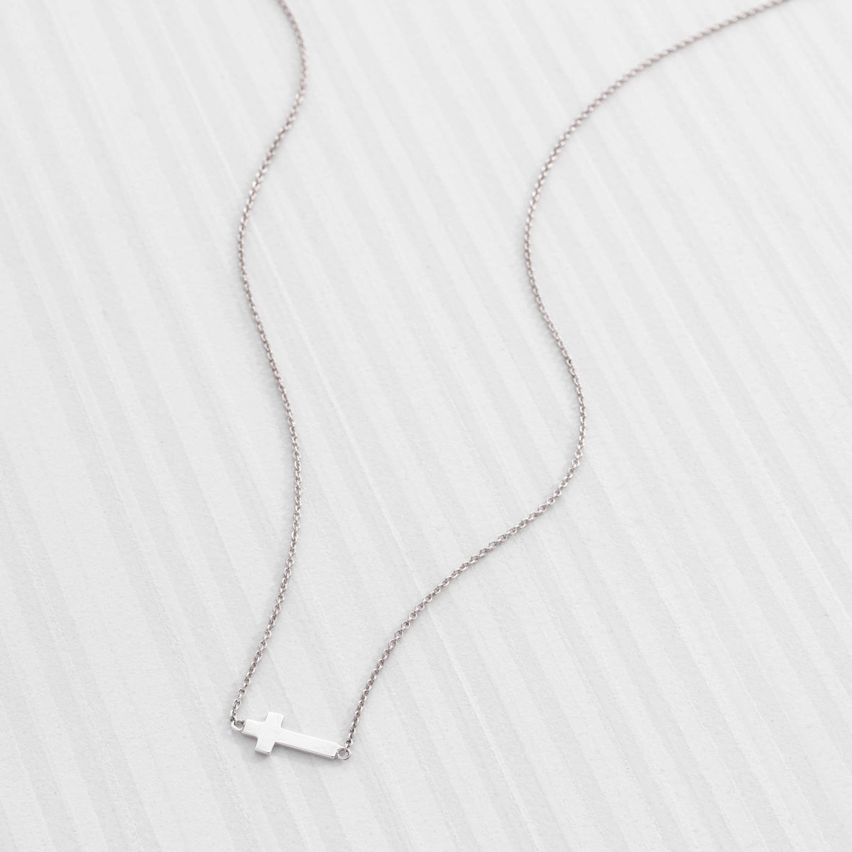 Silpada &#39;Simplex Cross&#39; Horizontal Cross Necklace in Sterlin: White