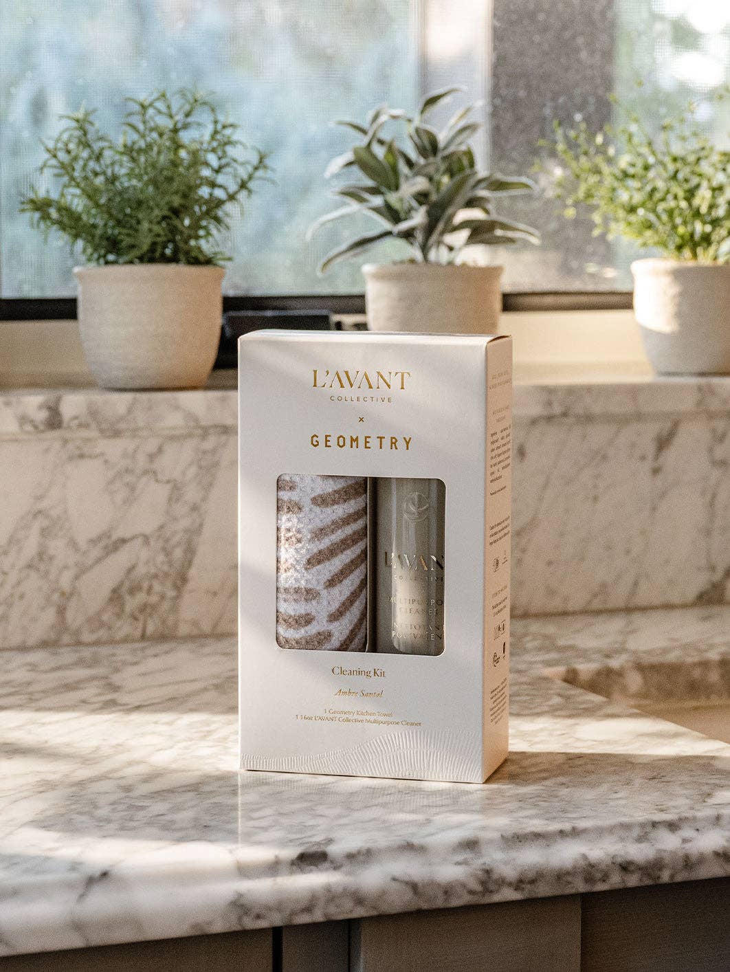 L'AVANT x Geometry Cleaning Kit - Ambre Santal