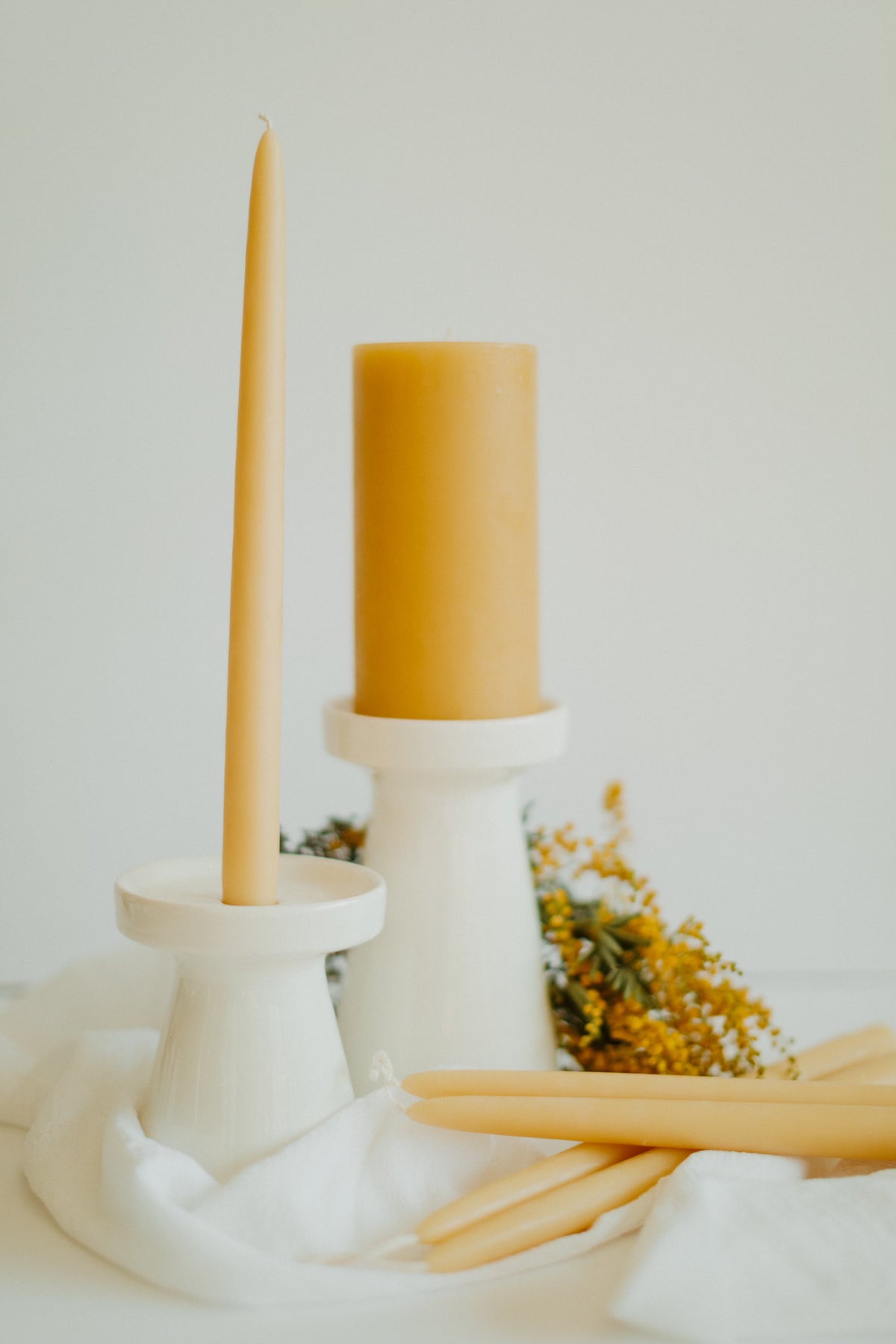 Small White Taper &amp; Pillar Candle Holder