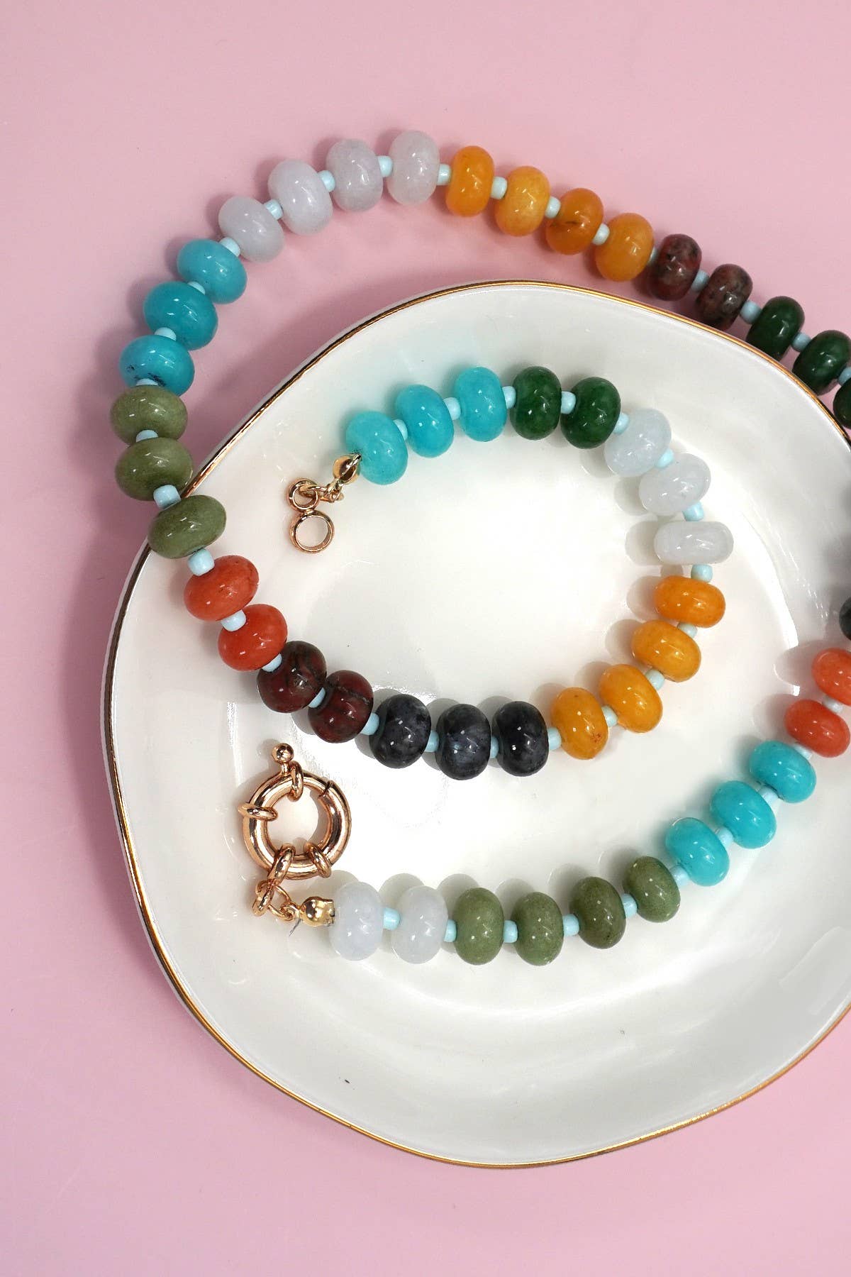 NATURAL STONE CHARM  SPRING CLASP BEADED NECKLACE | 40NK9461: MULTI