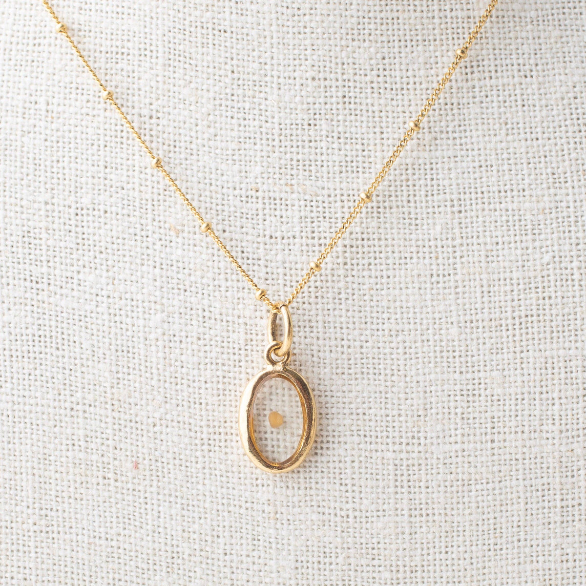 Mustard Seed Faith Oval Charm Pendant: Antique Gold