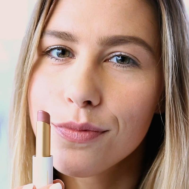 Lip Nourish™ Sheer Lipstick - Tea Rose
