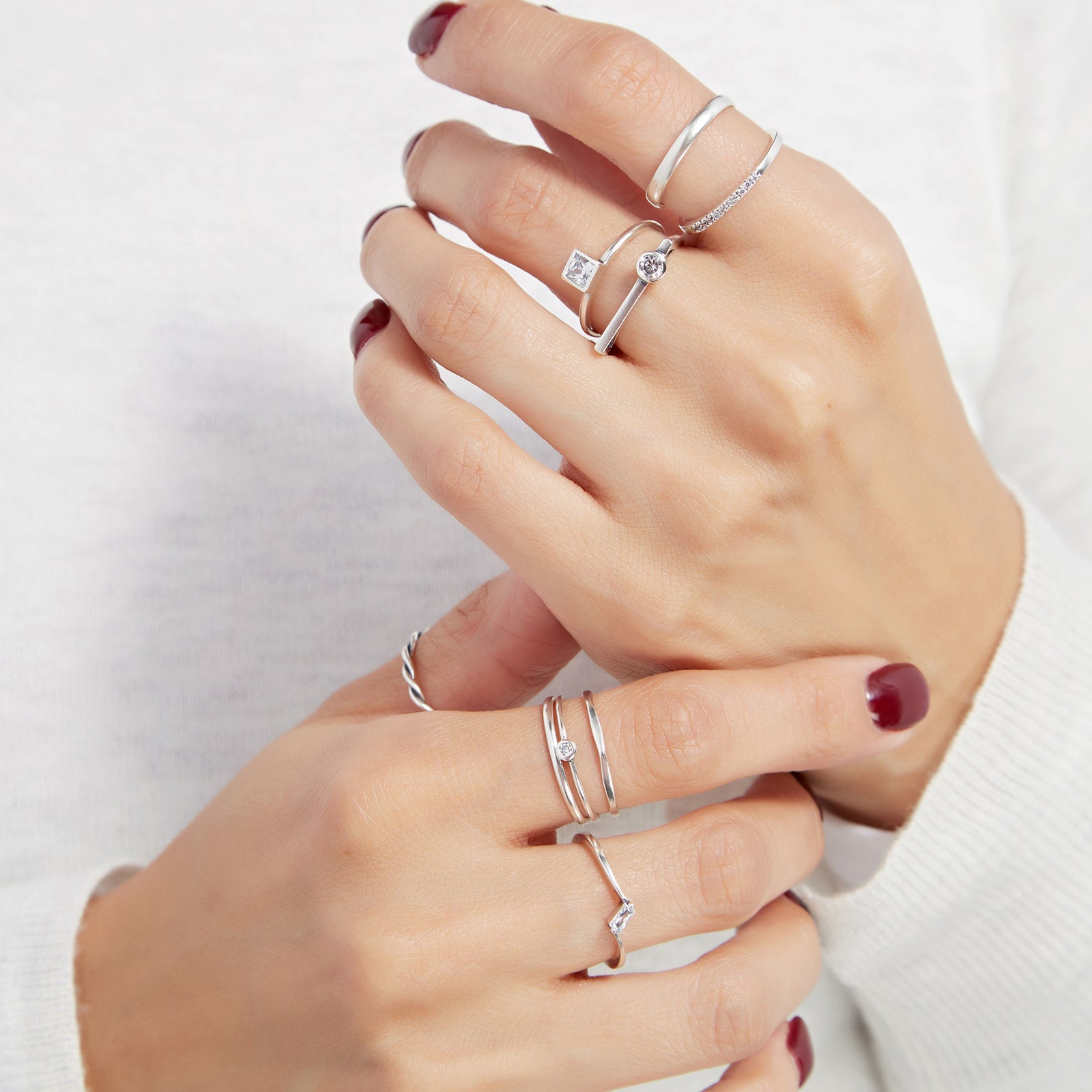 Silpada Crystal Healing Ring in Sterling Silver, Si: White / 8